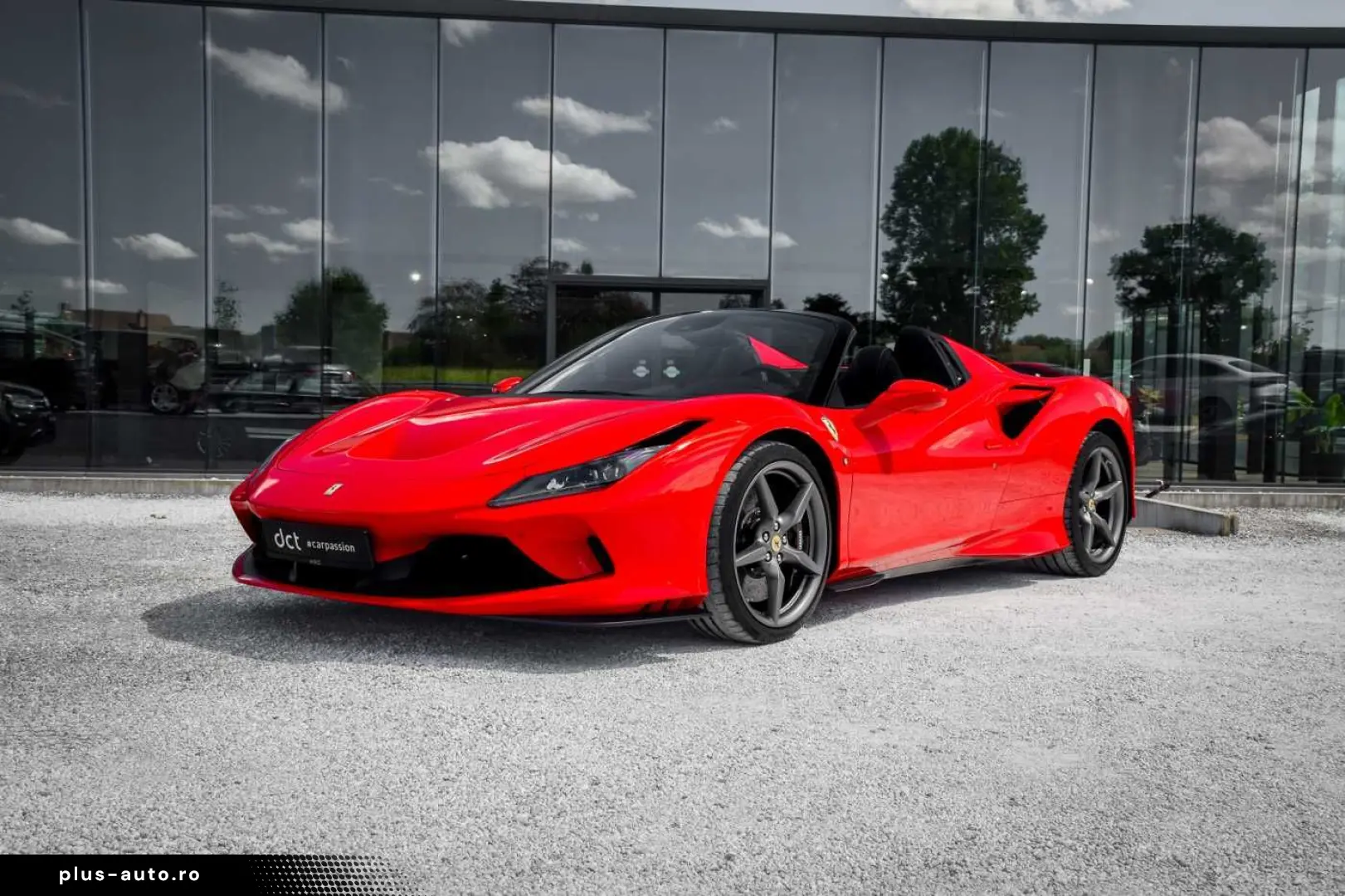 FERRARI F8 SPIDER 3.9 V8 Only 9500 KM! Extended Warranty