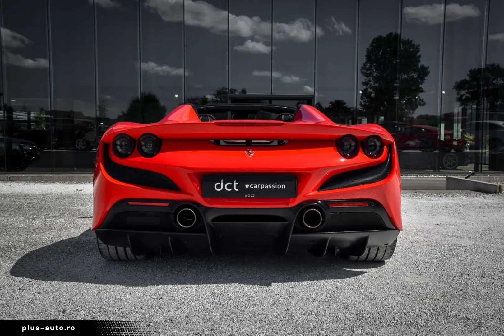FERRARI F8 SPIDER 3.9 V8 Only 9500 KM! Extended Warranty