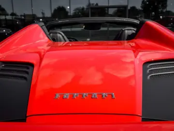 FERRARI F8 SPIDER 3.9 V8 Only 9500 KM! Extended Warranty