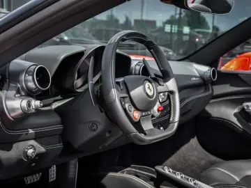 FERRARI F8 SPIDER 3.9 V8 Only 9500 KM! Extended Warranty