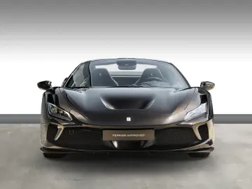 FERRARI F 8 Spider   Carbon   Racing Sitz  Carplay