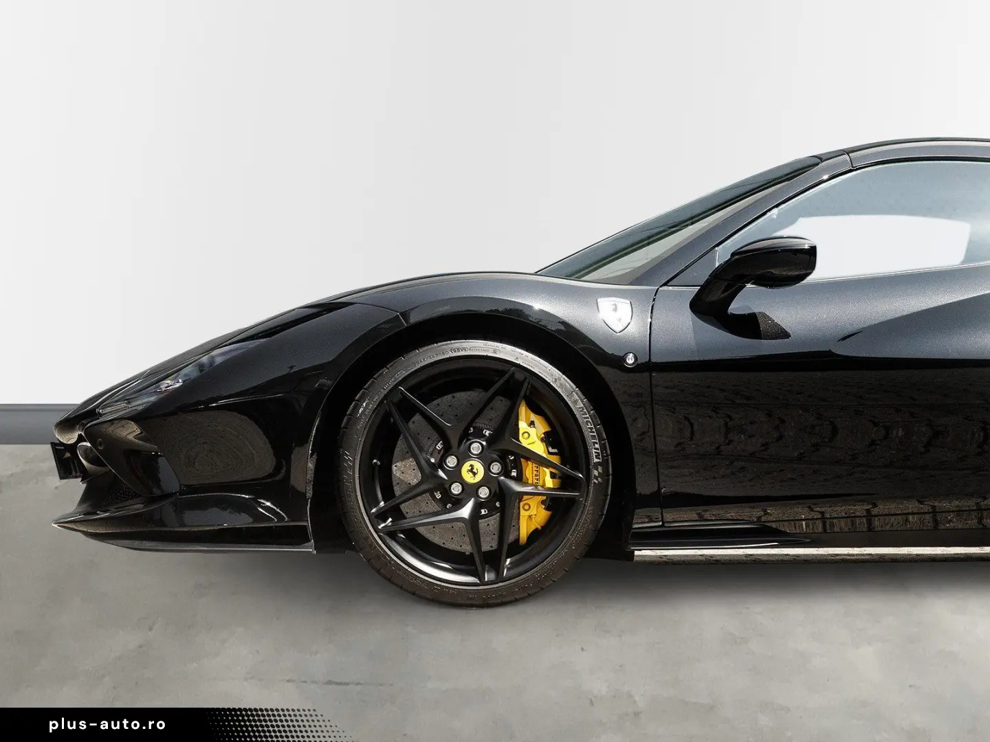FERRARI F 8 Spider   Carbon   Racing Sitz  Carplay