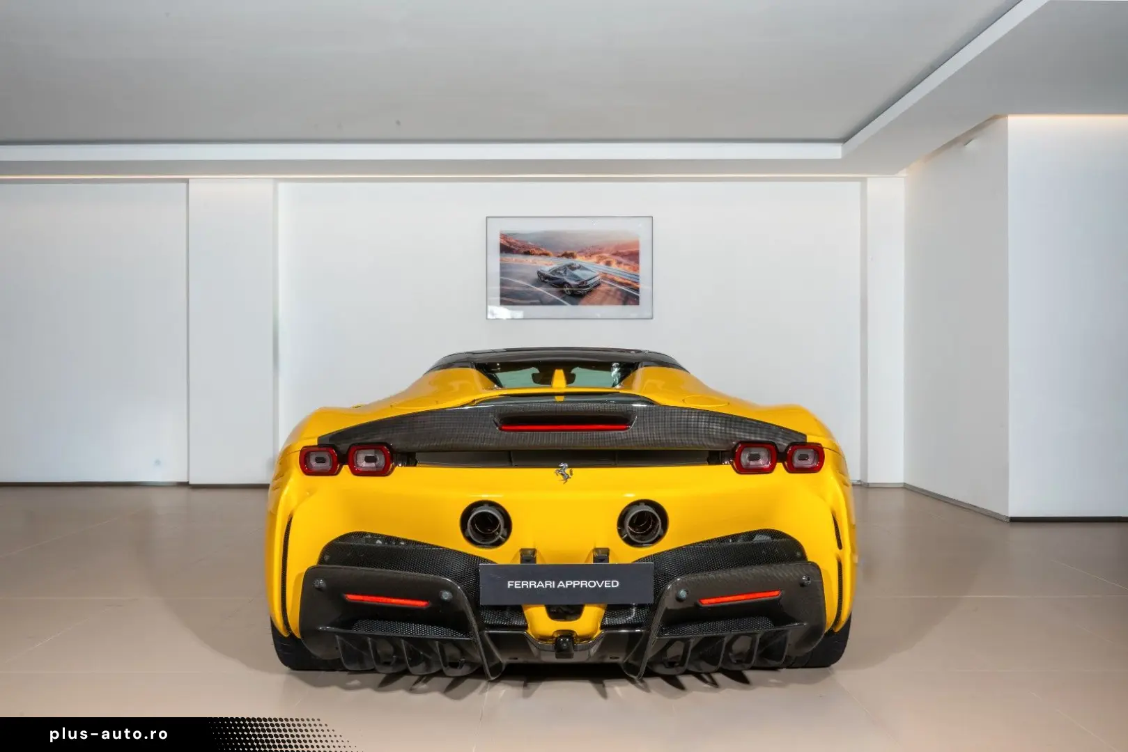 FERRARI SF90