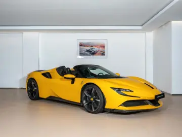 FERRARI SF90