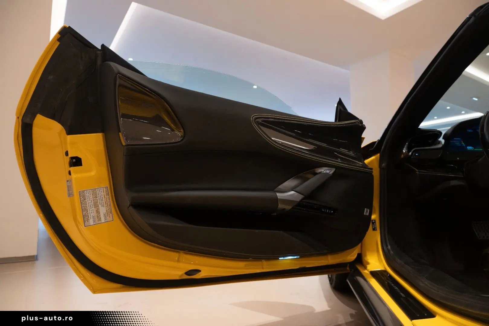 FERRARI SF90