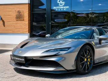 FERRARI SF90 Assetto Fiorano 2 Ton Carbon Rims Garantie