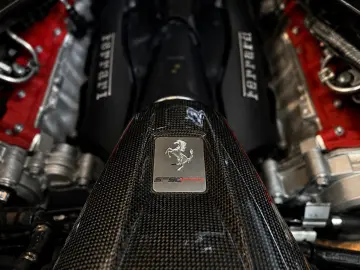 FERRARI SF90 Assetto Fiorano 2 Ton Carbon Rims Garantie