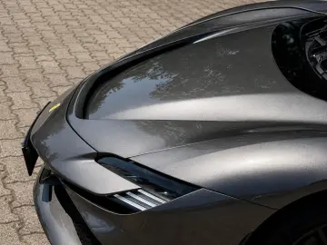 FERRARI SF90 Assetto Fiorano 2 Ton Carbon Rims Garantie