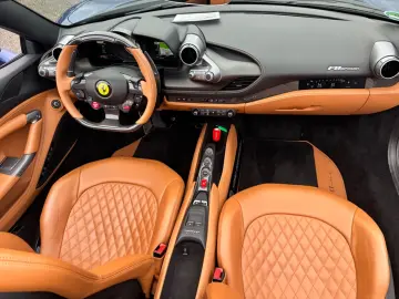 FERRARI F8 Spider Carbon ADAS JBL Lift Diamond Stiching