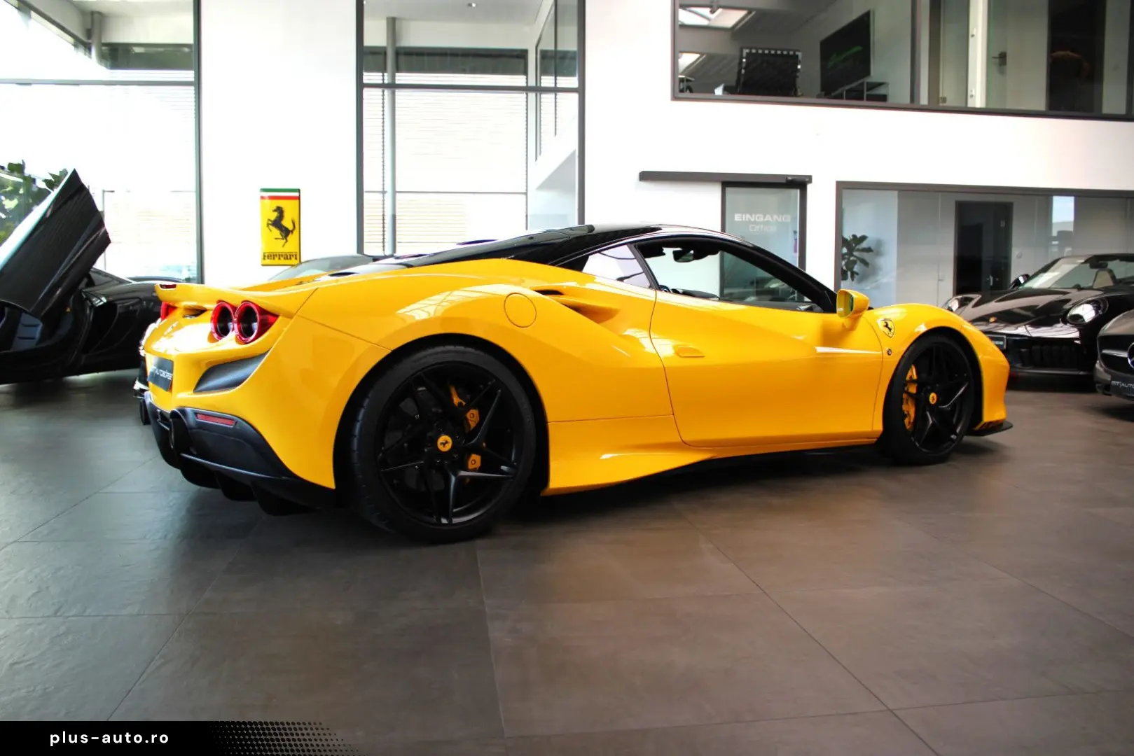 FERRARI F8 TRIBUTO COUPE CARBON RACING-SEATS LIFT JBL
