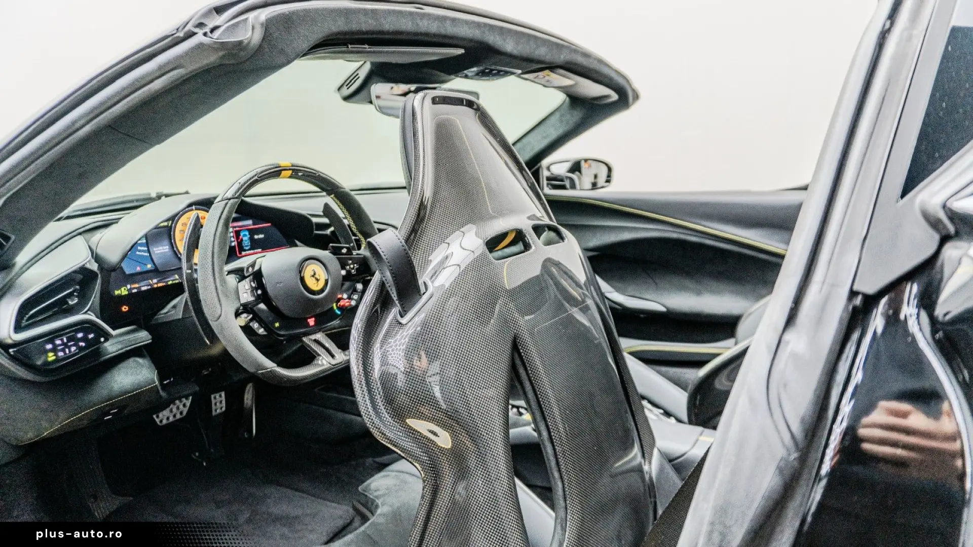 FERRARI 296 GTS 2024 — imagine 22