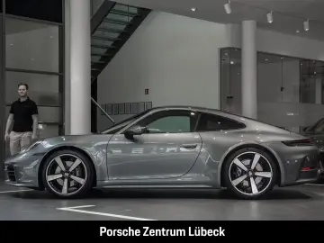 Porsche 992 911 Carrera Sitzbelüftung Sportabgas BOSE