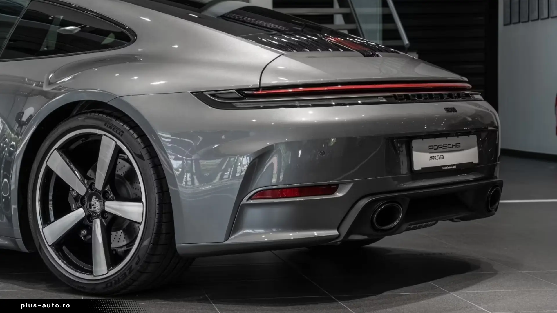 Porsche 992 911 Carrera Sitzbelüftung Sportabgas BOSE
