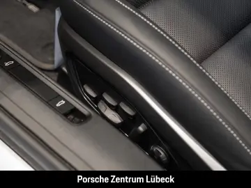 Porsche 992 911 Carrera Sitzbelüftung Sportabgas BOSE