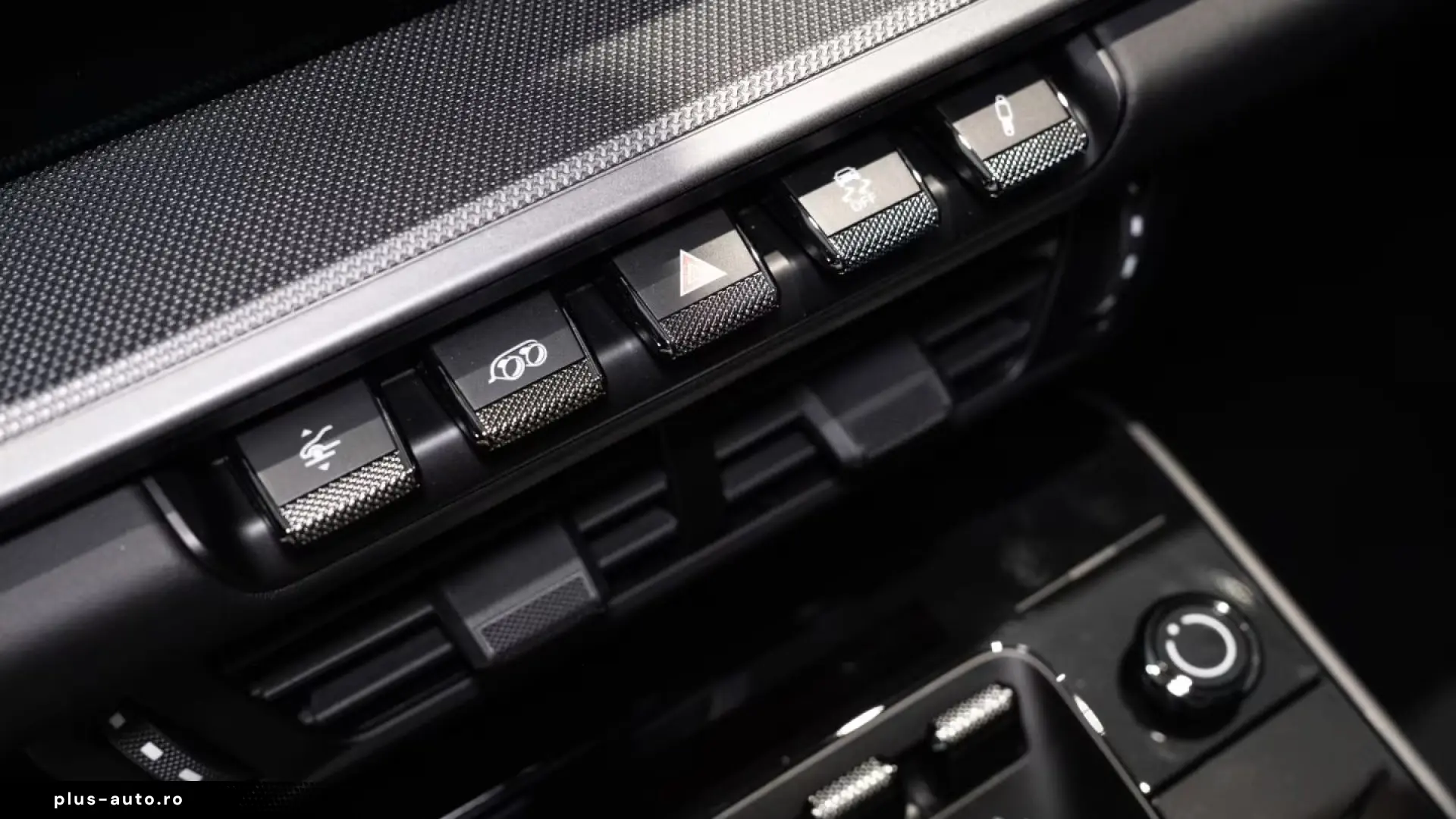 Porsche 992 911 Carrera Sitzbelüftung Sportabgas BOSE