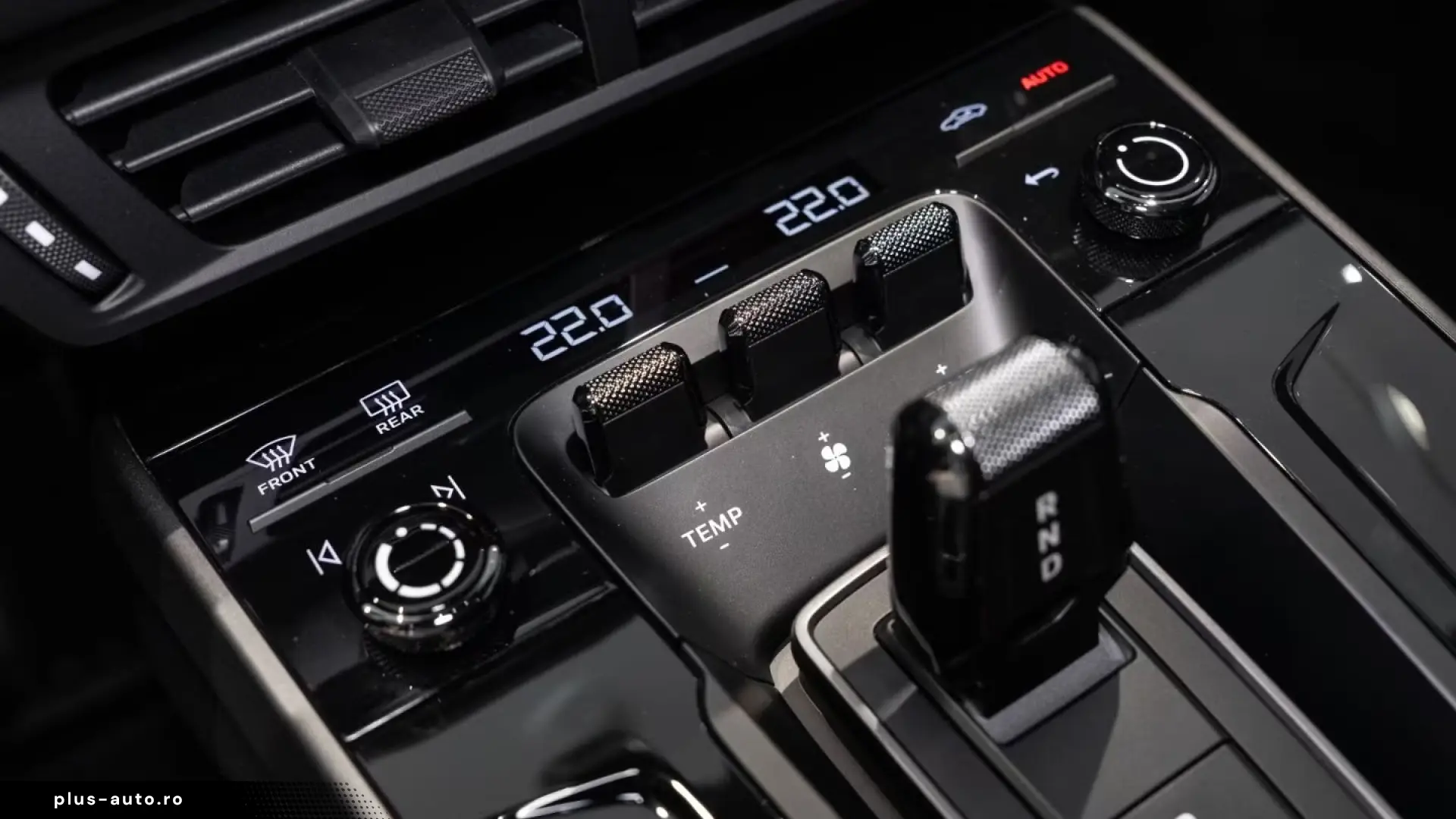 Porsche 992 911 Carrera Sitzbelüftung Sportabgas BOSE