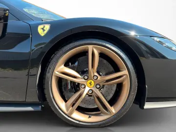 FERRARI 296 GTS   LED   JBL   Lift   Sitzbelüftung