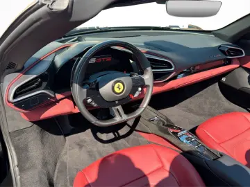 FERRARI 296 GTS   LED   JBL   Lift   Sitzbelüftung