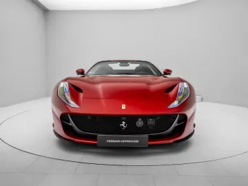 FERRARI 812 GTS - ROSSO FIORANO - FERRARI HAMBURG