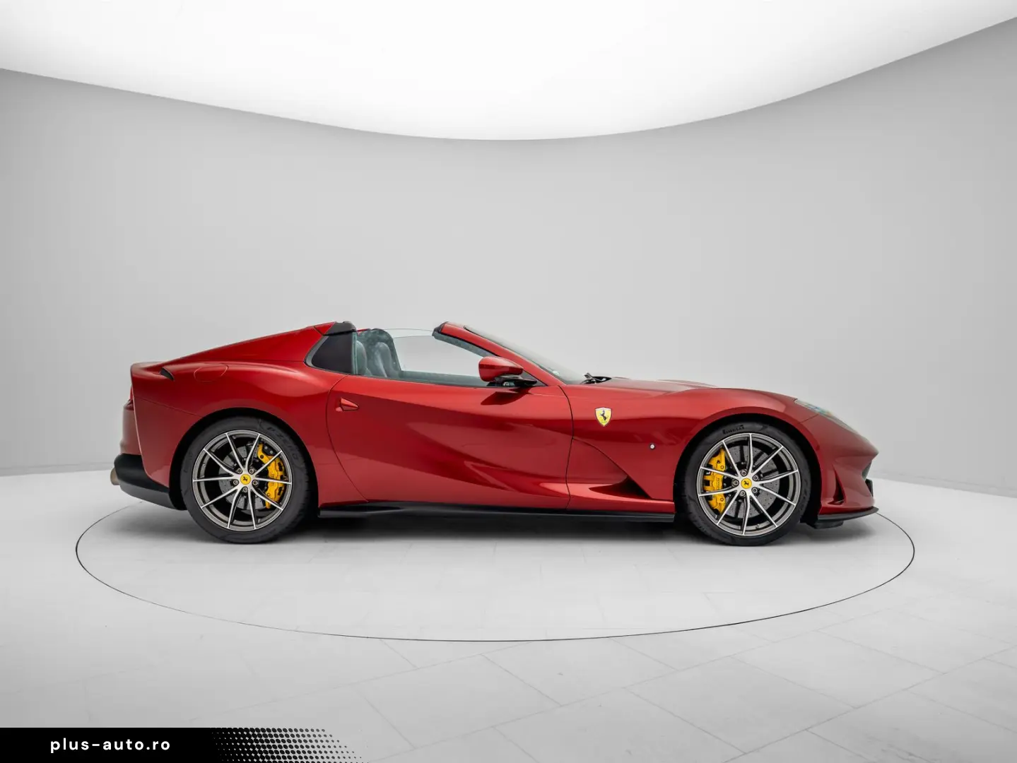 FERRARI 812 GTS - ROSSO FIORANO - FERRARI HAMBURG
