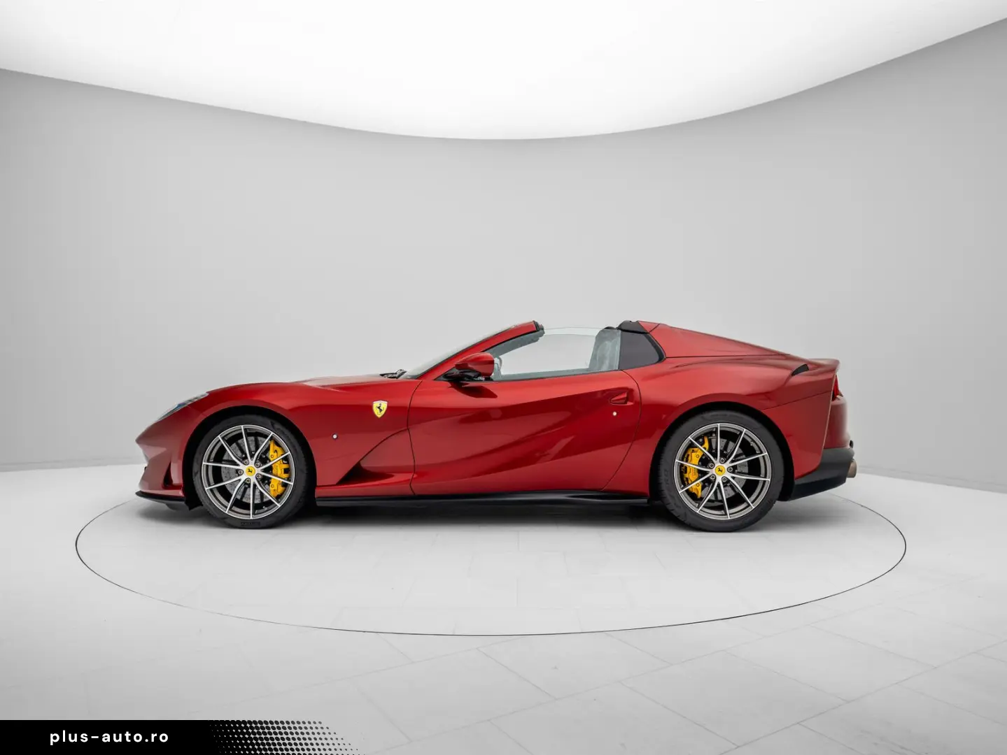FERRARI 812 GTS - ROSSO FIORANO - FERRARI HAMBURG