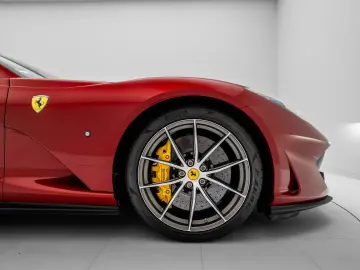 FERRARI 812 GTS - ROSSO FIORANO - FERRARI HAMBURG