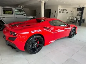 FERRARI F8 SPIDER CARBON NOVITEC PPF LIFT MAINTENANCE