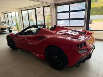 FERRARI F8 SPIDER CARBON NOVITEC PPF LIFT MAINTENANCE