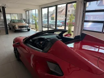 FERRARI F8 SPIDER CARBON NOVITEC PPF LIFT MAINTENANCE