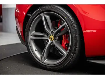 FERRARI 296 gts 3.0 V6 830 GTS