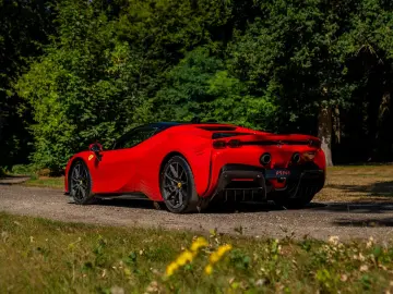 FERRARI SF90 Stradale 4.0 V8   Warranty 09-2027   Full c