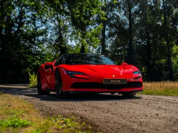 FERRARI SF90 Stradale 4.0 V8   Warranty 09-2027   Full c