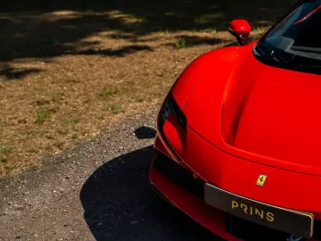 FERRARI SF90 Stradale 4.0 V8   Warranty 09-2027   Full c