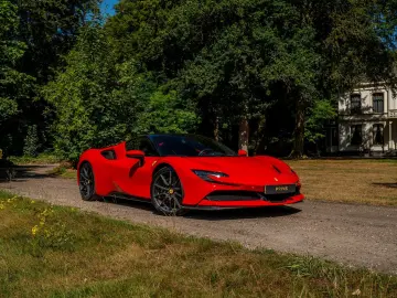 FERRARI SF90 Stradale 4.0 V8   Warranty 09-2027   Full c