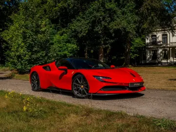 FERRARI SF90 Stradale 4.0 V8   Warranty 09-2027   Full c