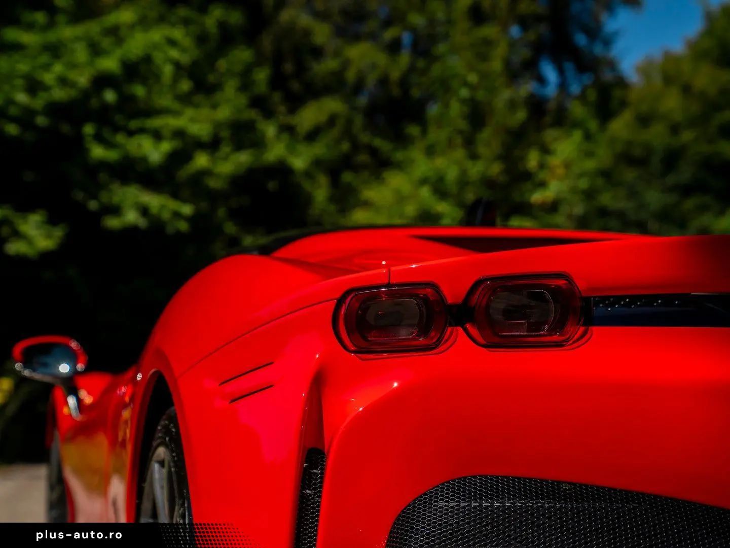 FERRARI SF90 Stradale 4.0 V8   Warranty 09-2027   Full c
