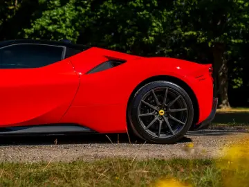 FERRARI SF90 Stradale 4.0 V8   Warranty 09-2027   Full c