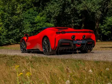 FERRARI SF90 Stradale 4.0 V8   Warranty 09-2027   Full c