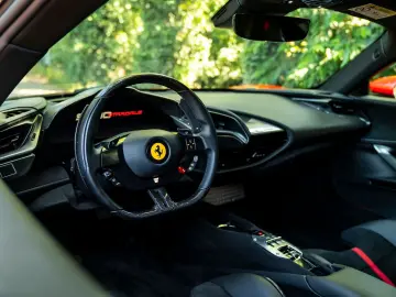 FERRARI SF90 Stradale 4.0 V8   Warranty 09-2027   Full c
