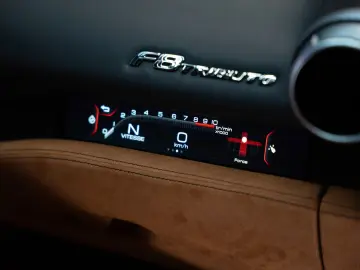 FERRARI F8 Tributo Coupé DCT