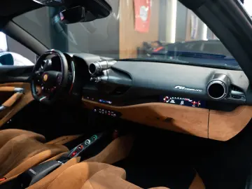 FERRARI F8 Tributo Coupé DCT
