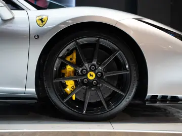 FERRARI F8 Tributo Coupé DCT