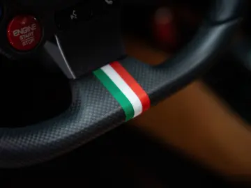 FERRARI F8 Tributo Coupé DCT