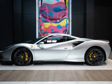 FERRARI F8 Tributo Coupé DCT