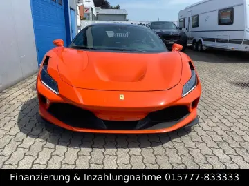 FERRARI F8 Tributo Tailor Made Garantie Capristo