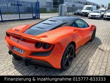 FERRARI F8 Tributo Tailor Made Garantie Capristo
