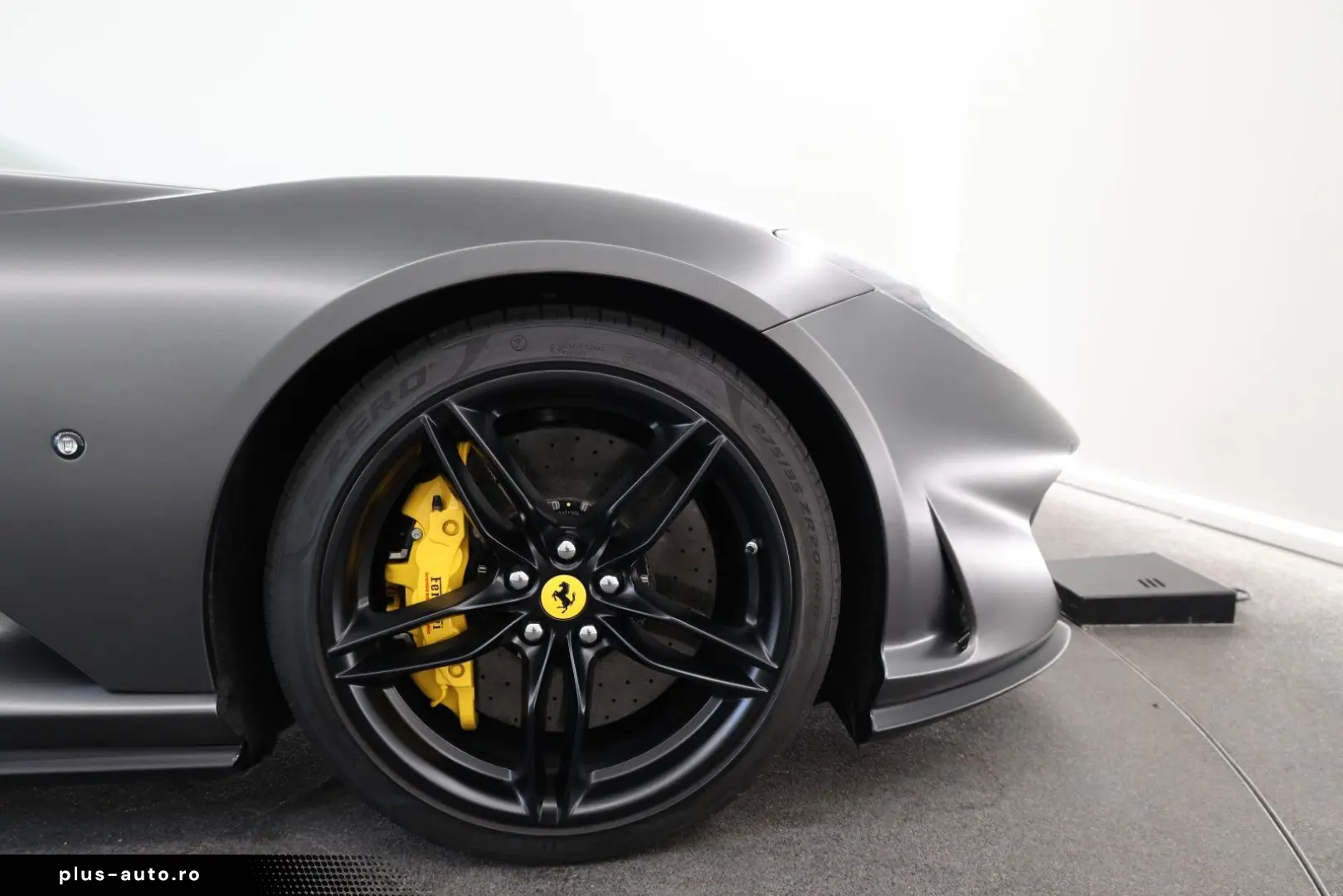 FERRARI 812 GTS   Grigio Silverstone   Stealth PPF