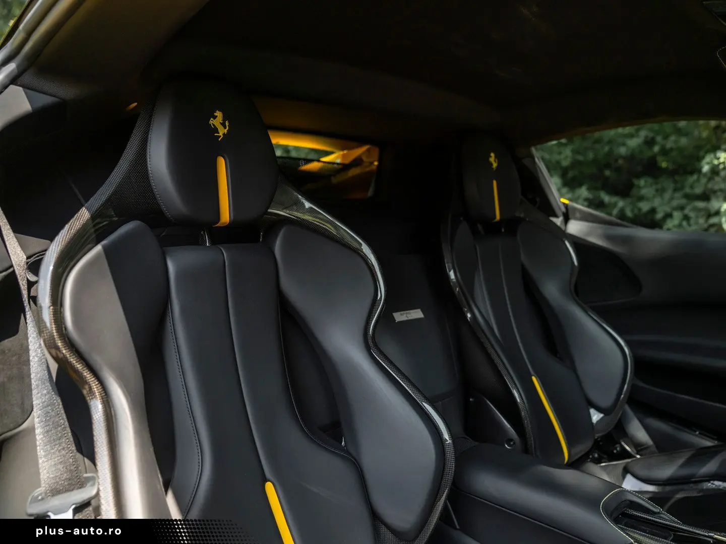 FERRARI SF90 Stradale 4.0 V8   Full carbon   Giallo Trip