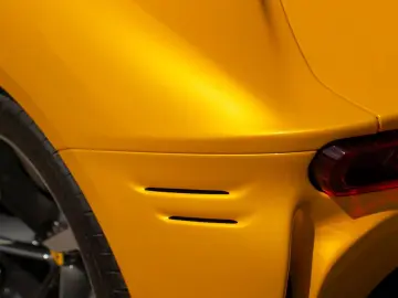 FERRARI SF90 Stradale 4.0 V8   Full carbon   Giallo Trip