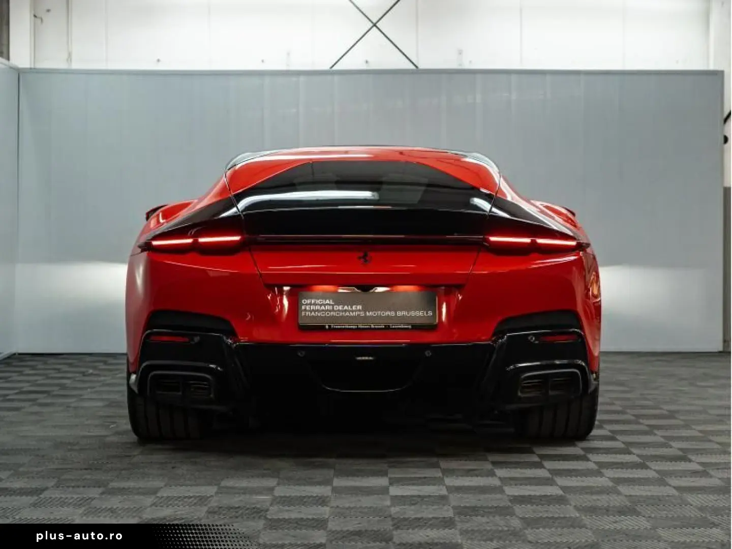 FERRARI 12Cilindri coupé